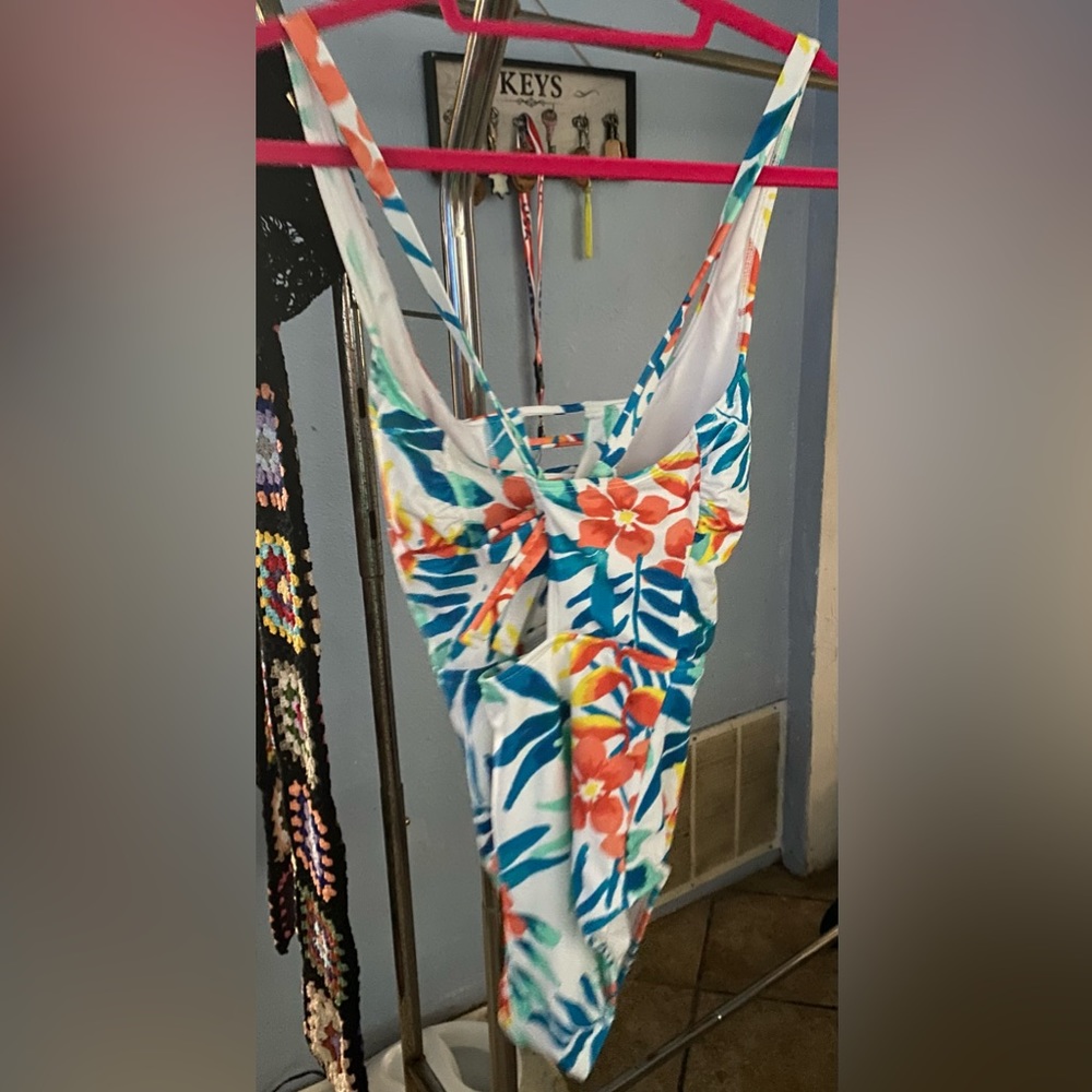 KONA SOL Women Swimsuit
